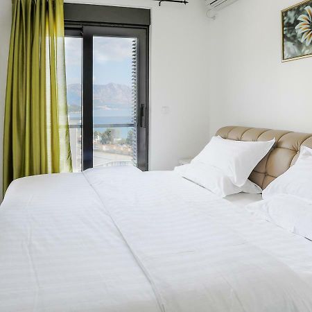 Budva Bay Breeze Apartments ภายนอก รูปภาพ