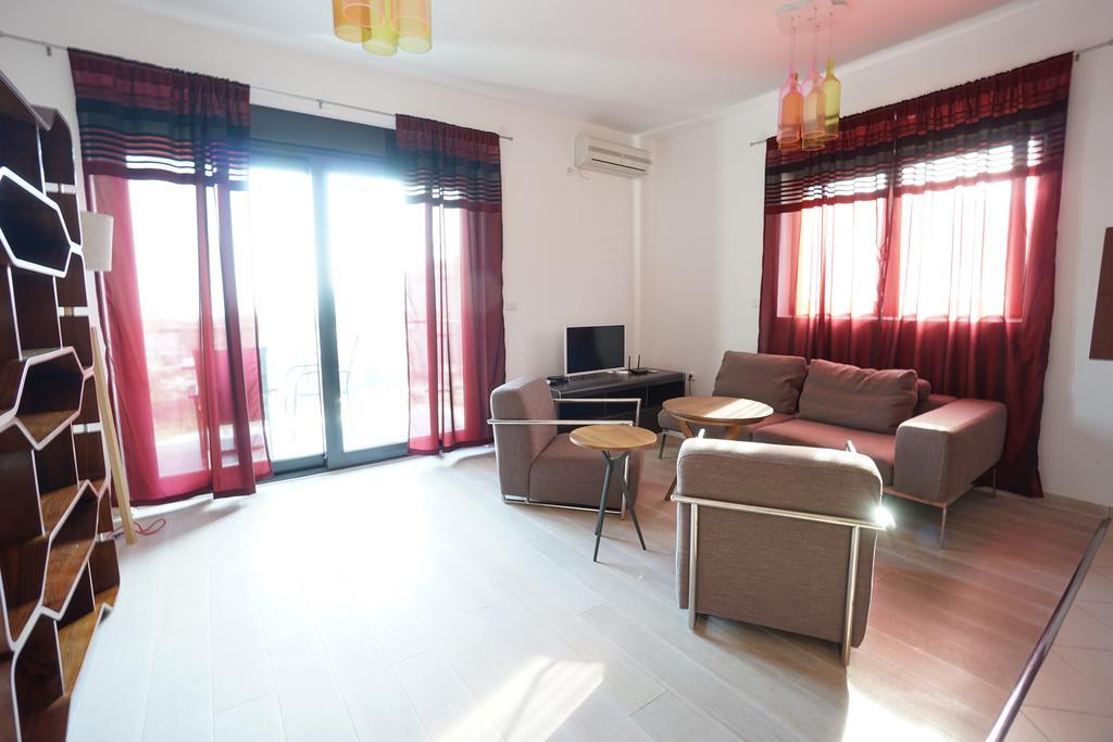 Budva Bay Breeze Apartments ภายนอก รูปภาพ