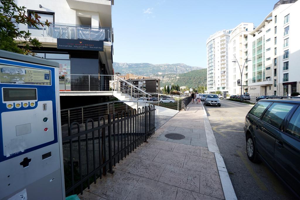 Budva Bay Breeze Apartments ภายนอก รูปภาพ