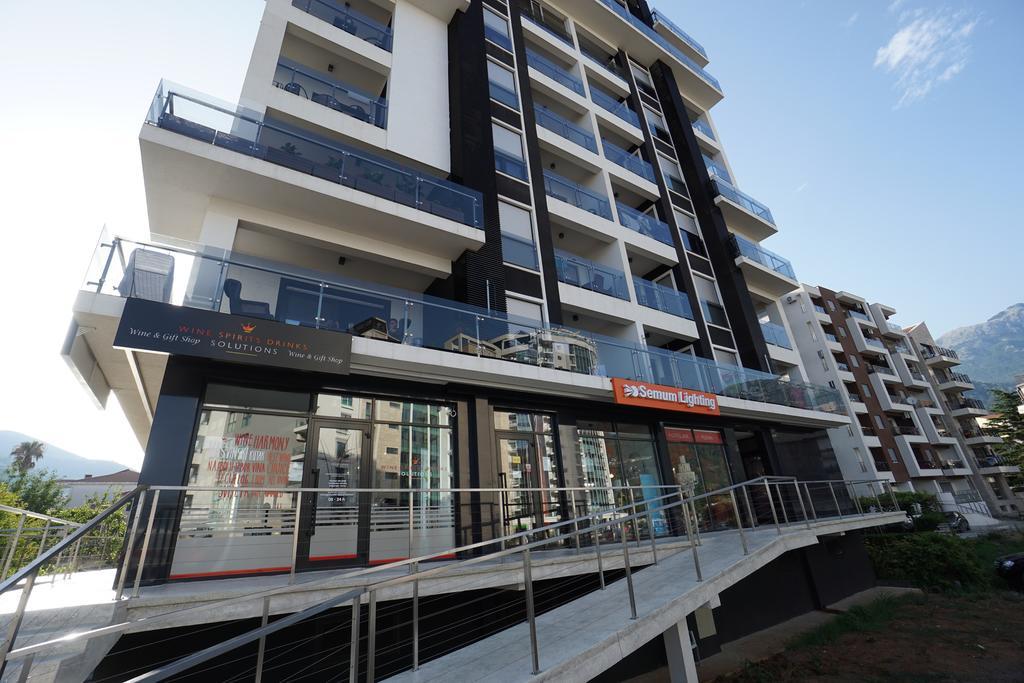Budva Bay Breeze Apartments ภายนอก รูปภาพ