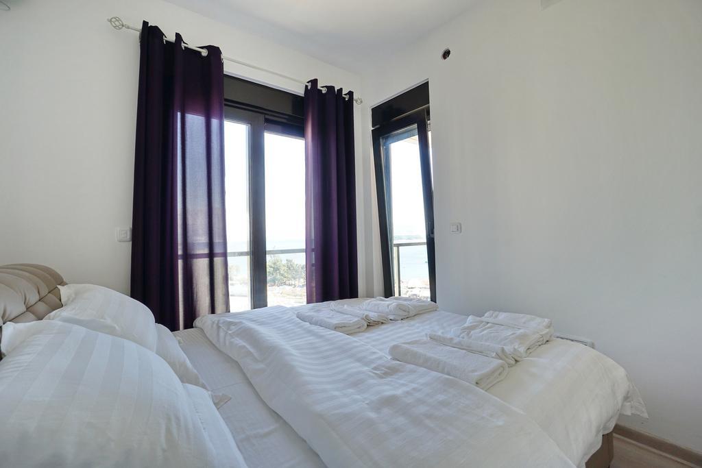 Budva Bay Breeze Apartments ภายนอก รูปภาพ