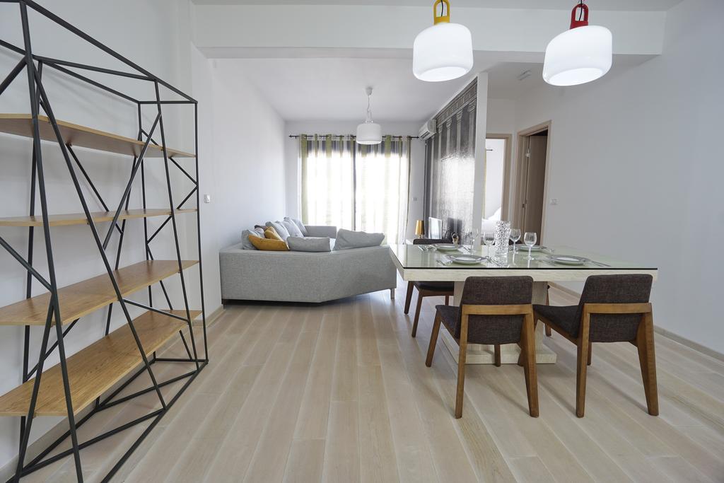 Budva Bay Breeze Apartments ภายนอก รูปภาพ