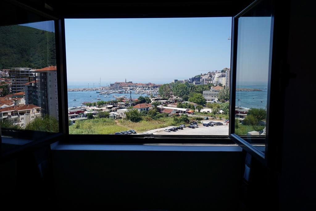 Budva Bay Breeze Apartments ภายนอก รูปภาพ