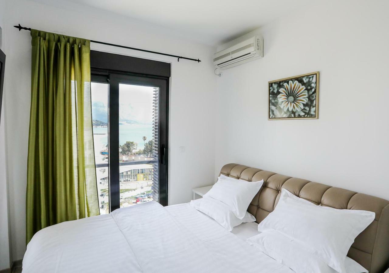 Budva Bay Breeze Apartments ภายนอก รูปภาพ