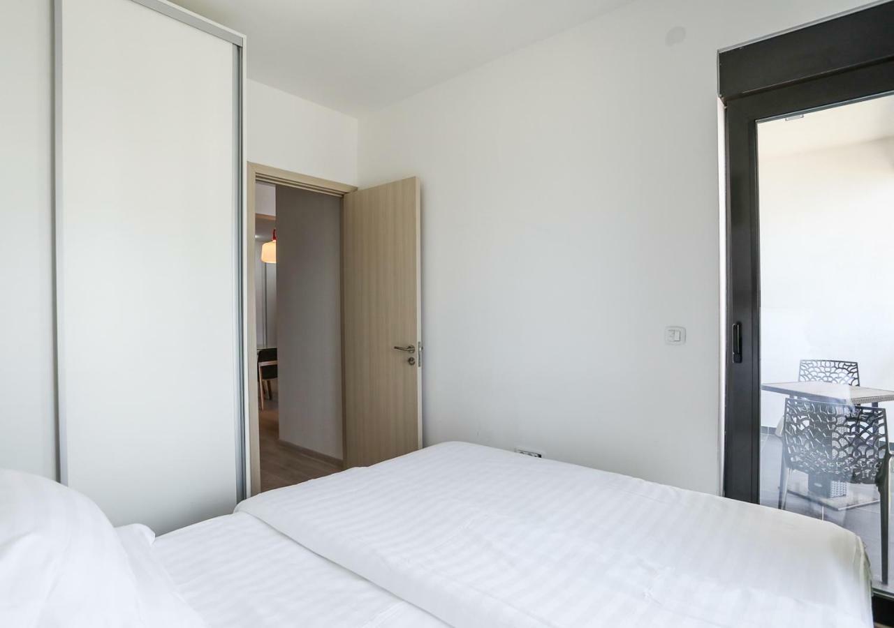 Budva Bay Breeze Apartments ภายนอก รูปภาพ