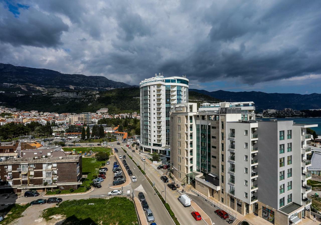 Budva Bay Breeze Apartments ภายนอก รูปภาพ