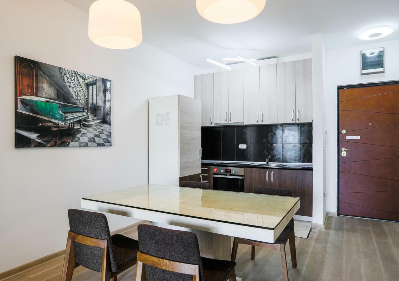 Budva Bay Breeze Apartments ภายนอก รูปภาพ